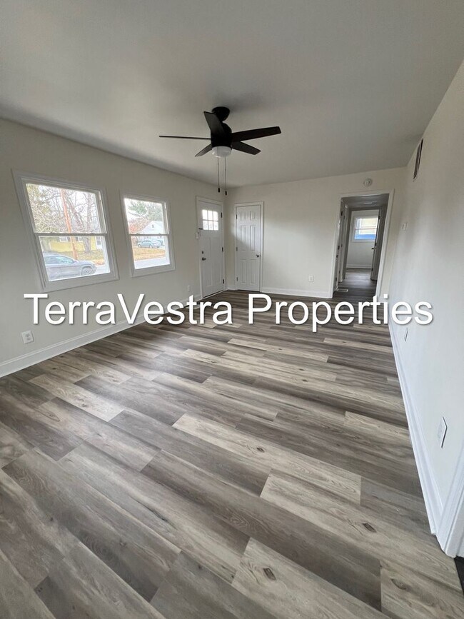 Foto del edificio - 3 Bed Single Family in Upper Deerfield!