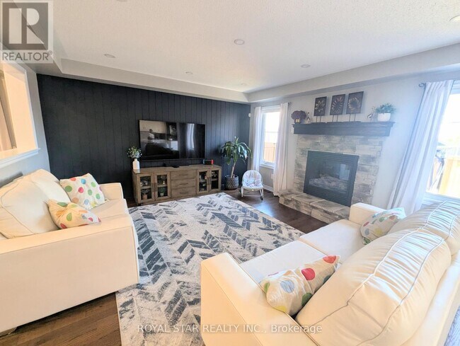 Photo du bâtiment - 615 Dundonald Dr