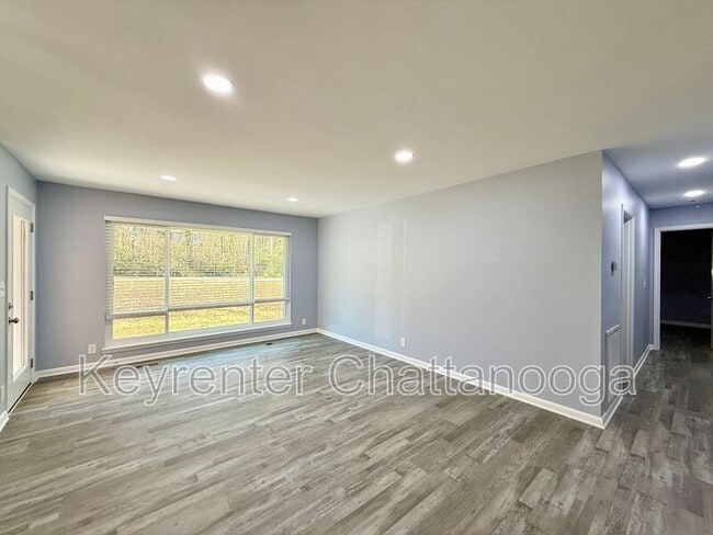 Building Photo - 33 Brumby Rd