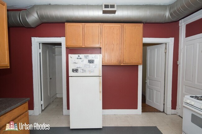 Foto del edificio - 1058 N Rockwell St