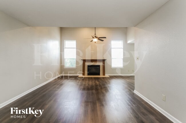 Building Photo - 8646 Coralberry Ln