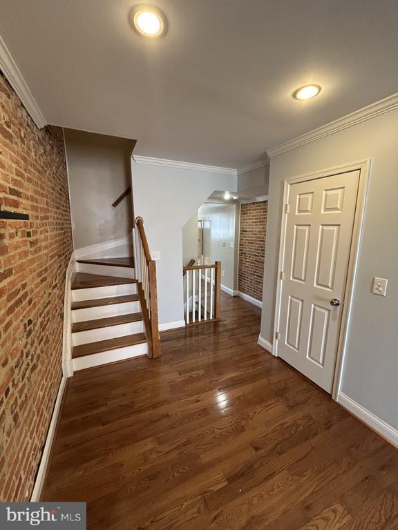 Foto del edificio - 113 N Bradford St