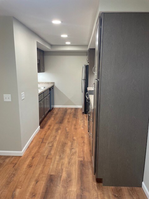 Foto del edificio - 309-345 Island Dr