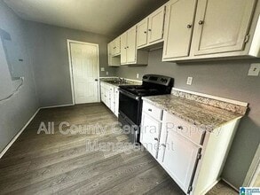 Building Photo - 40 20th Ave S