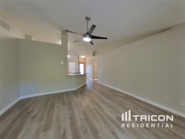 Foto del edificio - 16 Rymsen Ln