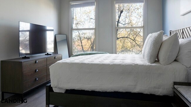 Building Photo - 49 Boulevard SE