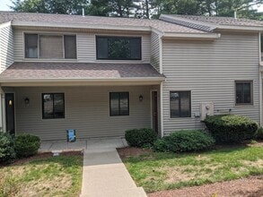 Building Photo - 176 Highwood Dr