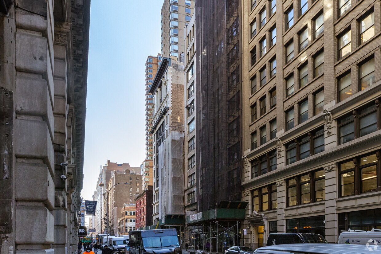 Building Photo - December Artist Apt Corporation