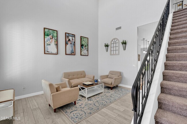 Foto del edificio - 13630 Doncaster St