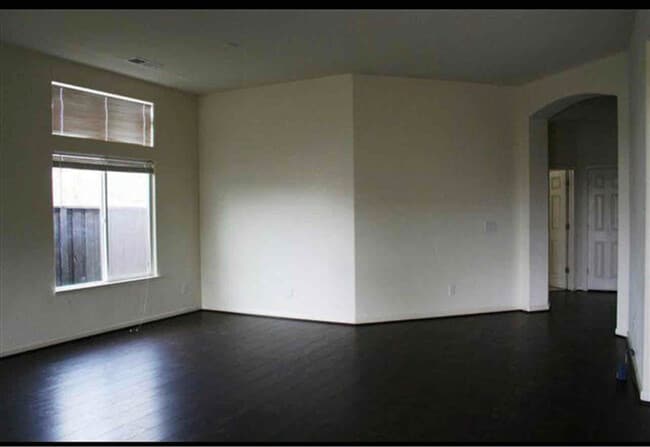 Building Photo - 3475 Musgrave Ave