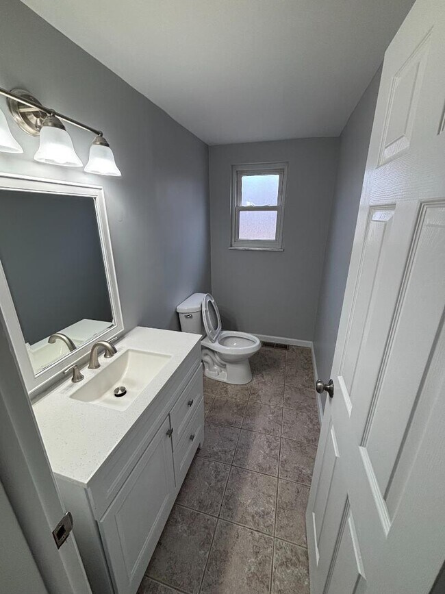 Foto del edificio - 6474 Branch Hill-Guinea Pike