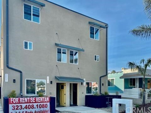 Primary Photo - 3021 Raymond Ave