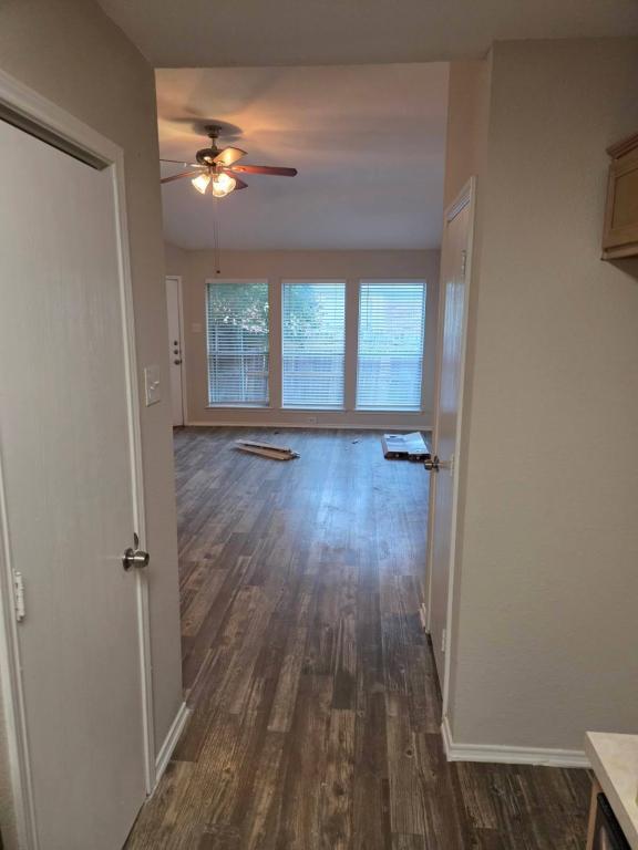 Building Photo - 1409 Misty Meadow Dr