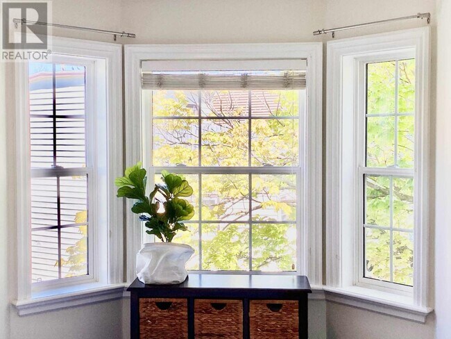 Photo du bâtiment - 8 Howe Pl