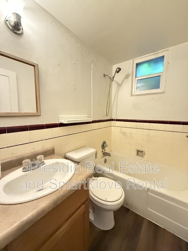 Building Photo - 1540 S State St