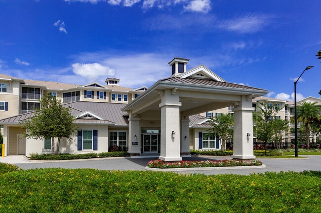 Exterior del edificio - Album Monterey Pointe 55+ Active Adult Apa...