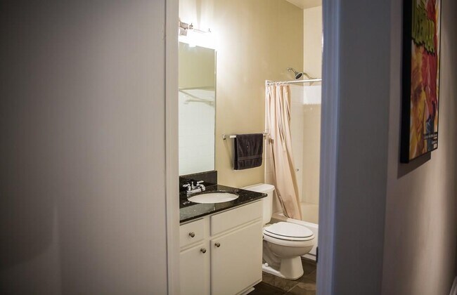Building Photo - 4245 NE Meadow Creek Cir