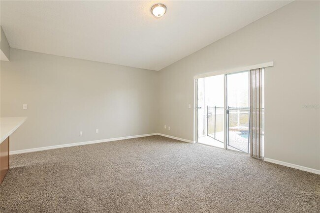 Foto del edificio - 8664 Wellington Loop