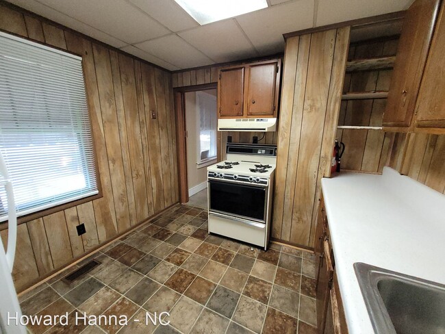 Foto del edificio - 2 br, 1 bath House - 801 Washington Street