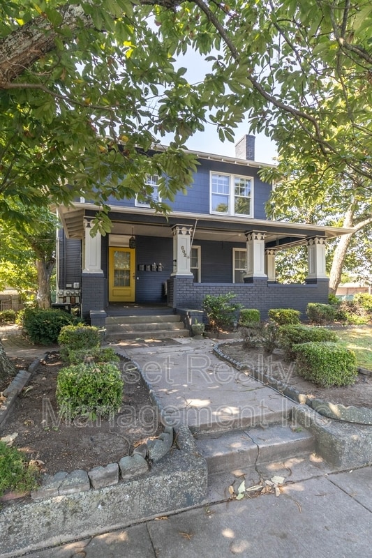 Photo - 602 Caswell Avenue Apartment