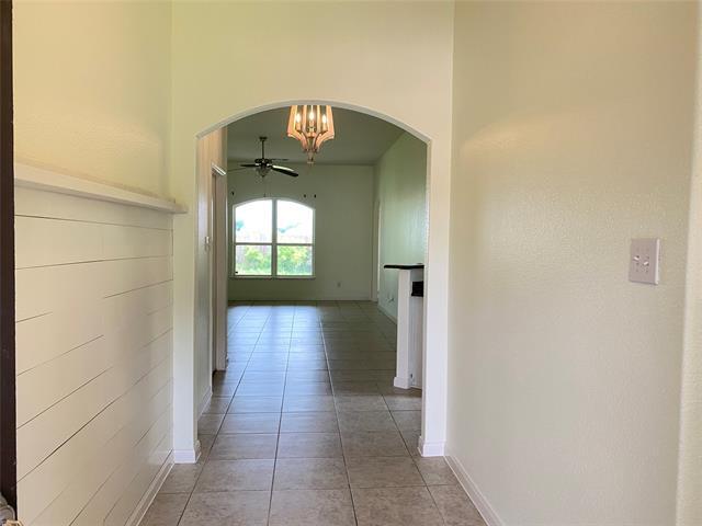 Building Photo - 2305 Mulberry Dr