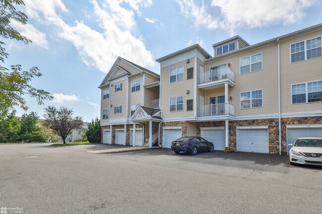 Foto del edificio - 2 bedroom condo at Country Classics at Morgan Hill