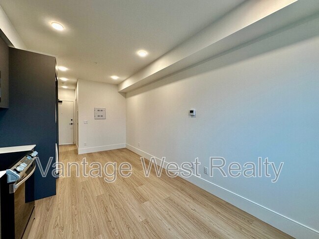 Photo du bâtiment - 514-720 KLO Rd