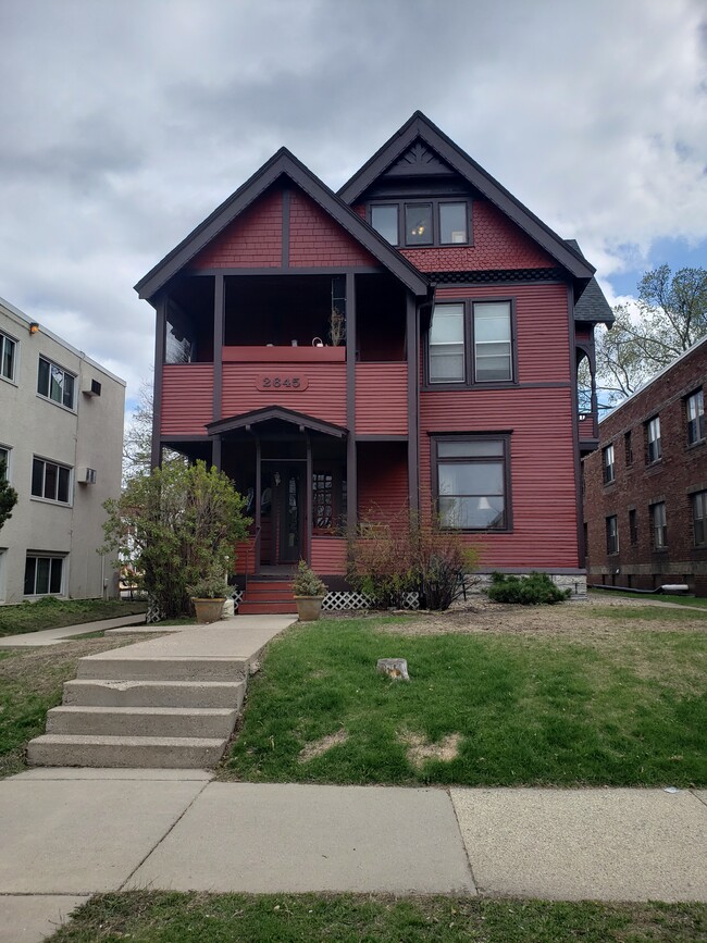 Foto del edificio - 2645 Garfield Ave