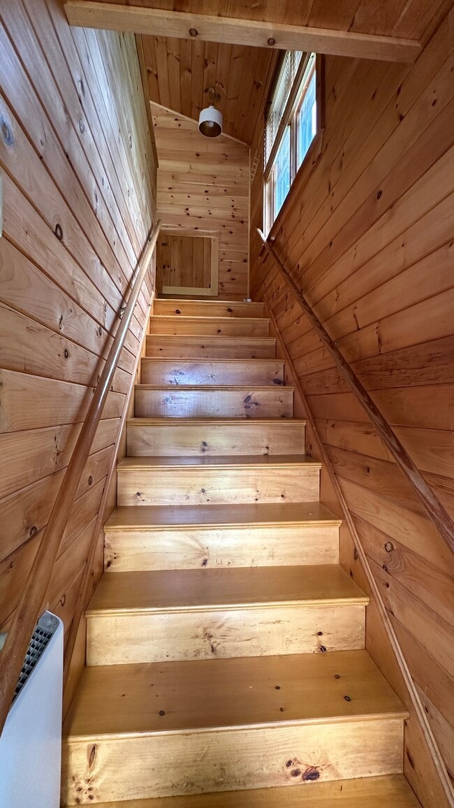 Building Photo - 77 Maquoit Dr