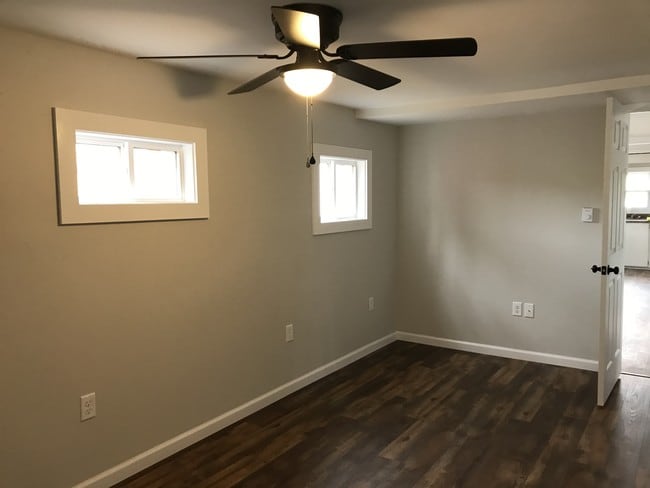 Dormitorio - 1337 Irish Creek Rd