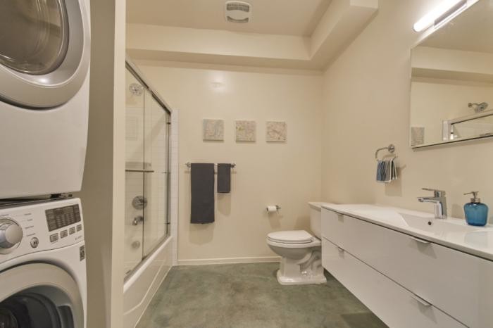 Primary Photo - 1 bedroom in Los Angeles CA 90057