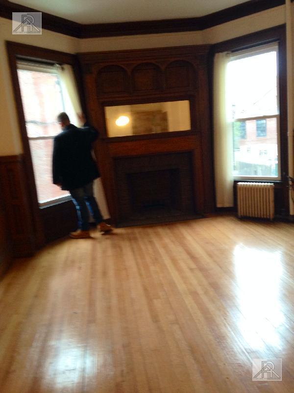 Building Photo - 1 bedroom in Brookline MA 02215
