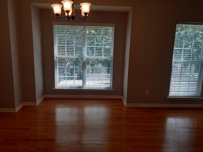 Dining room - 3137 Winding Waters Way