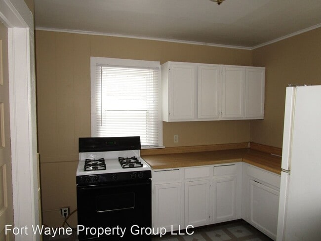Building Photo - 3 br, 1 bath House - 1117 S. Monroe Street