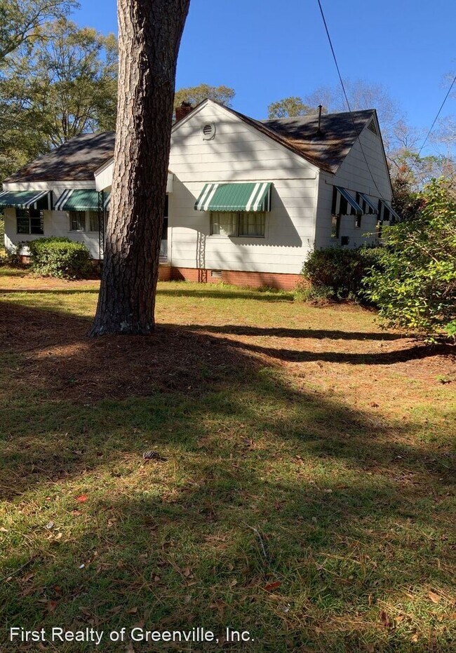 Building Photo - 3 br, 1.5 bath House - 222 Sunset Dr