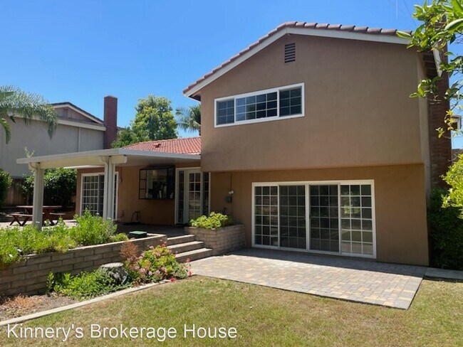 Building Photo - 4 br, 3 bath House - 414 Greenbriar Lane