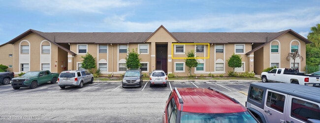Building Photo - 240 Spring Dr