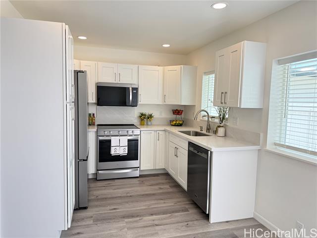 Building Photo - 527 Kaumakani St