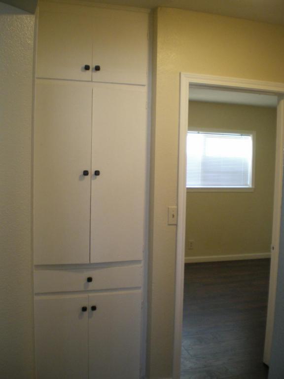 Foto del edificio - 41852 Acacia Ave.