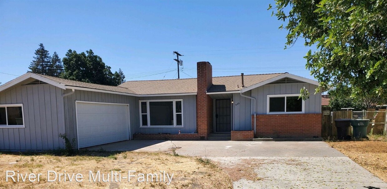 Primary Photo - 3 br, 3 bath House - 949 E. Lyndale Drive