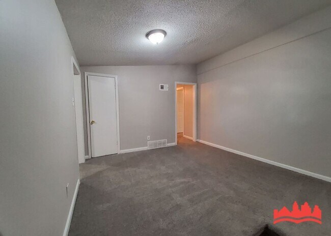 Building Photo - 3442 Knight Rd