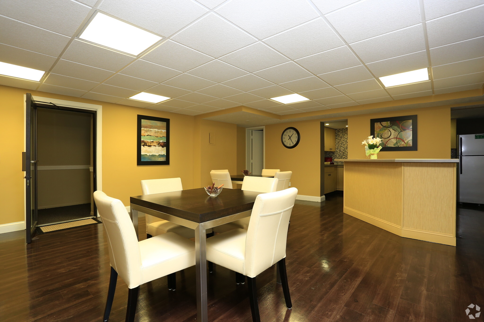 Parkside Towers – photo 2