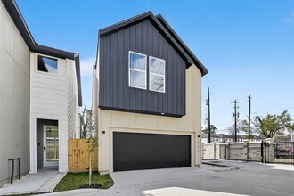 Building Photo - 975 Highland Lgt Ln