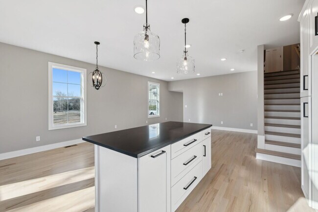 Foto del edificio - 2111 Chadwell Retreat Dr