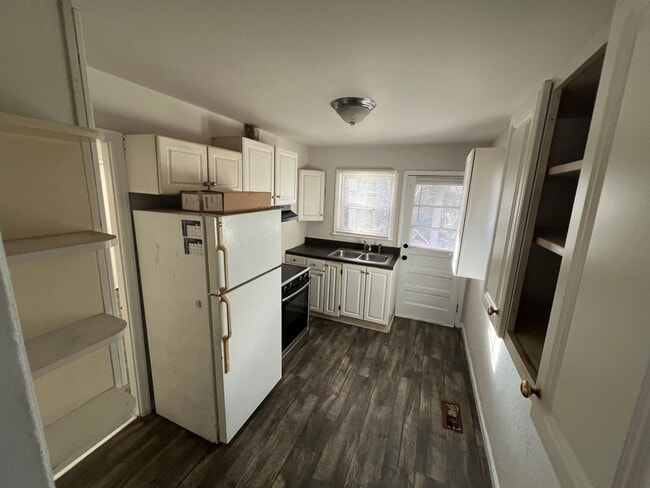 Charming 3-Bedroom Single Family Home – Mo... - Charming 3-Bedroom Single Family Home – Mo...