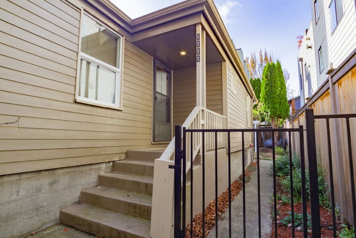 Foto principal - 1Bd/1Ba Seattle Duplex