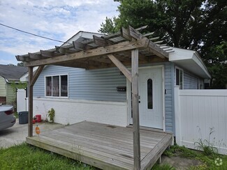 Building Photo - 1212 Shell Rd