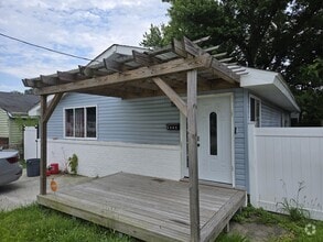 Building Photo - 1212 Shell Rd