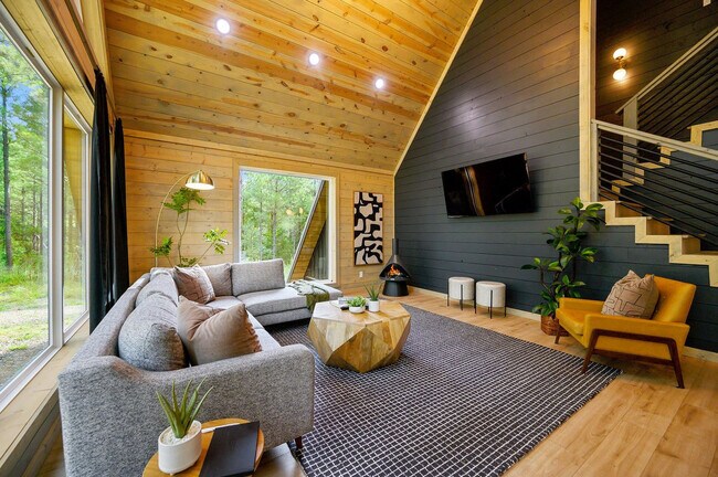 Foto del edificio - 436 Hochapine Trl