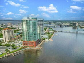 Building Photo - 1431 Riverplace Blvd